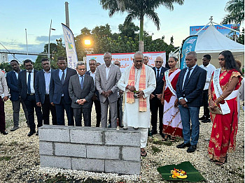 TV Locale Guadeloupe - Inauguration de la Stèle du Monument du Premier Jour : Un Hommage à l'Héritage Indien en Guadeloupe.